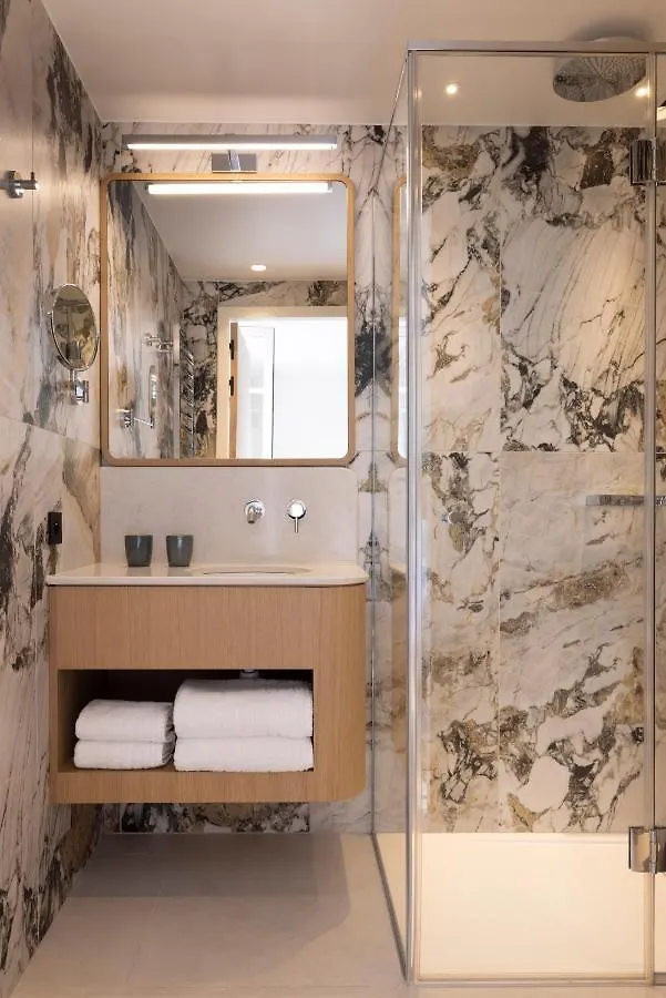 Hotel Padam 4*